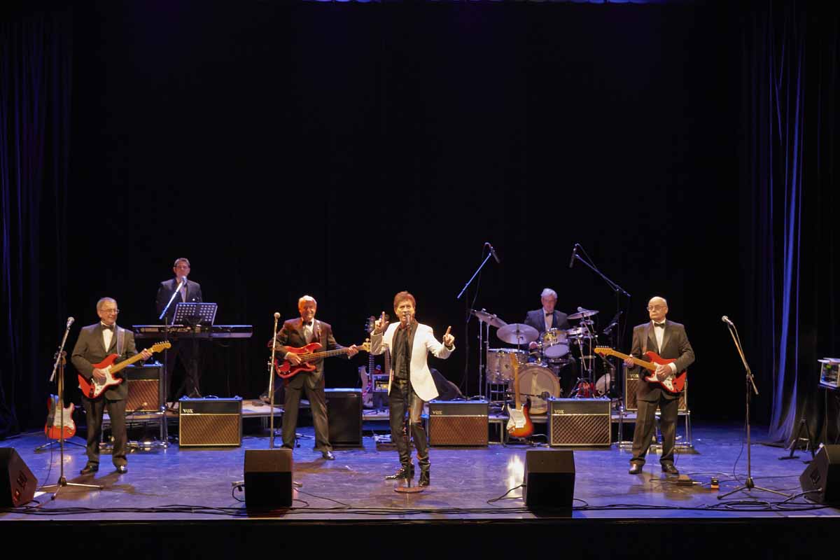 20170708 SImon Goodall and the Bourne Again Shadows
